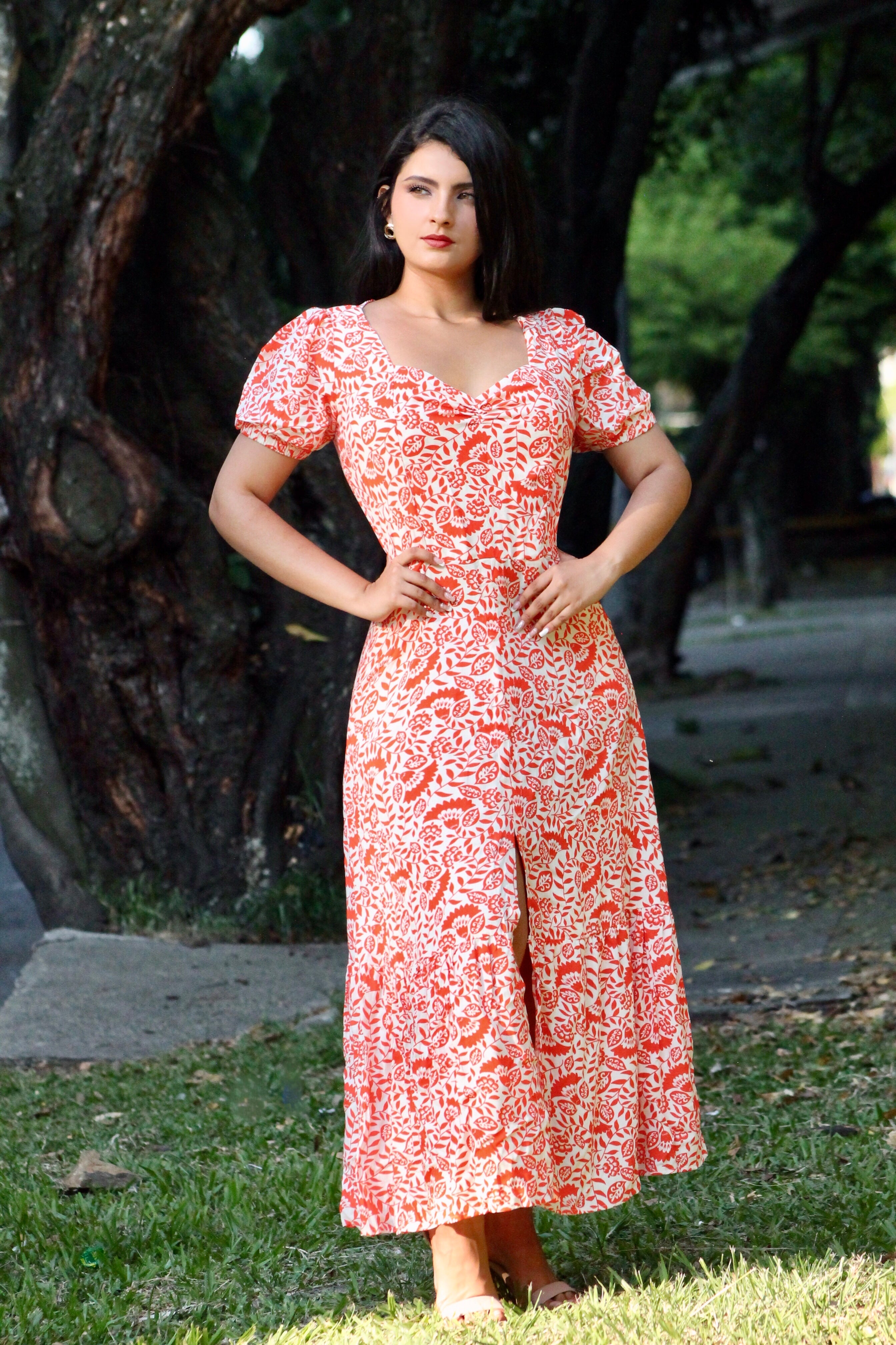 VESTIDO ABERTURA BAJA  762