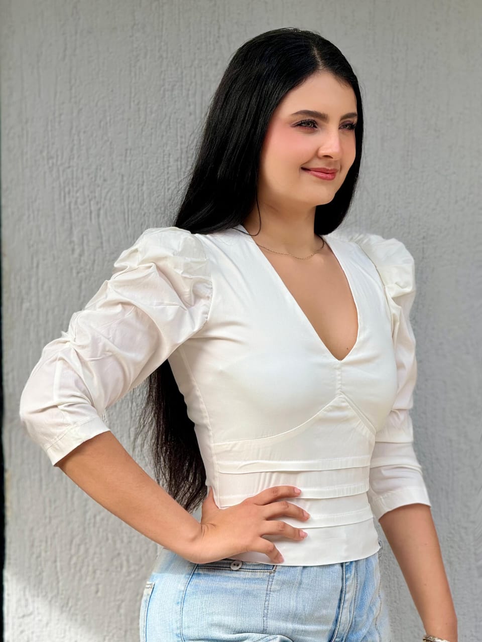 BLUSA ESCOTE EN V 848