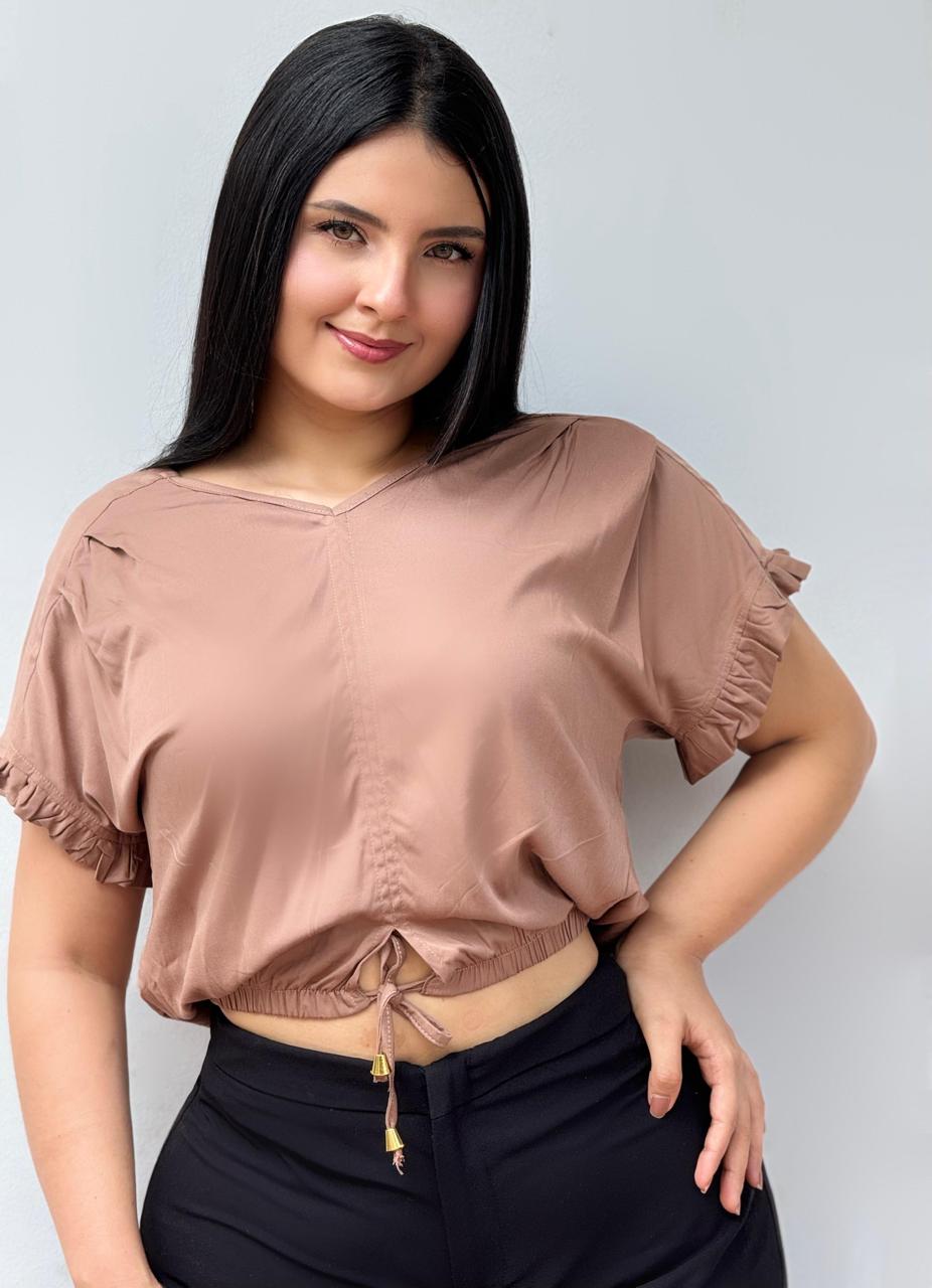 BLUSA CON DETALLE EN MANGAS 883R