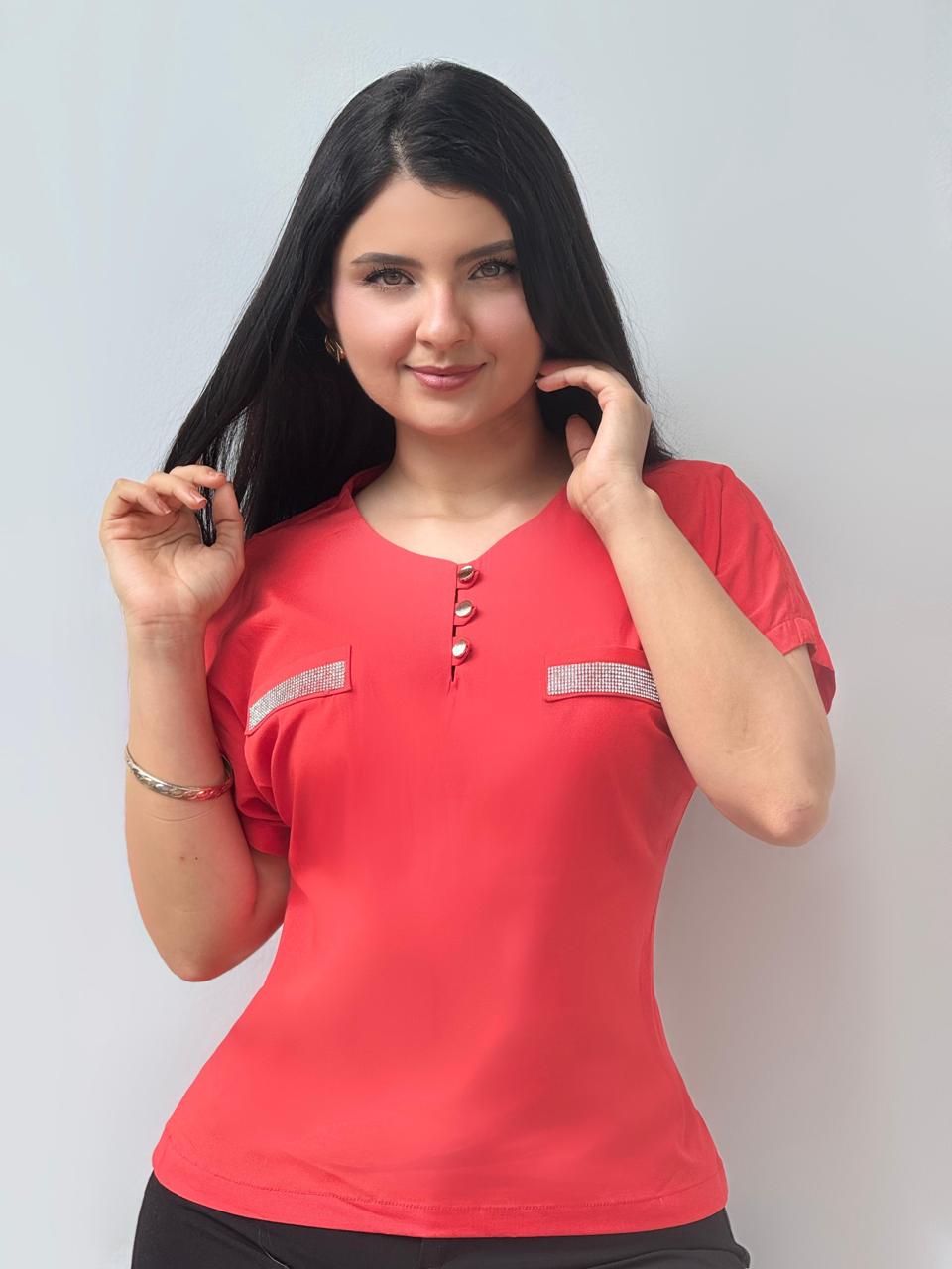 BLUSA CON PIEDRERÍA 915