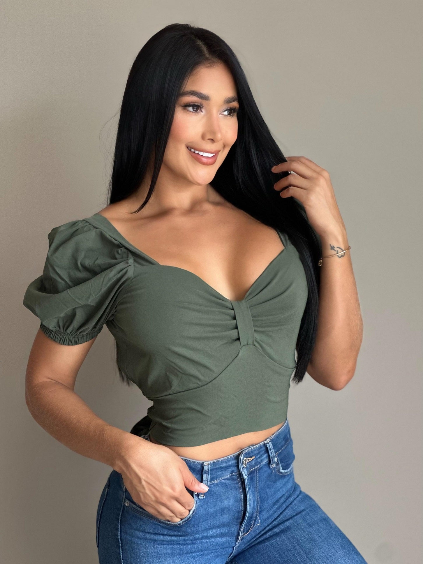 BLUSA CON MOÑO ATRÁS 930