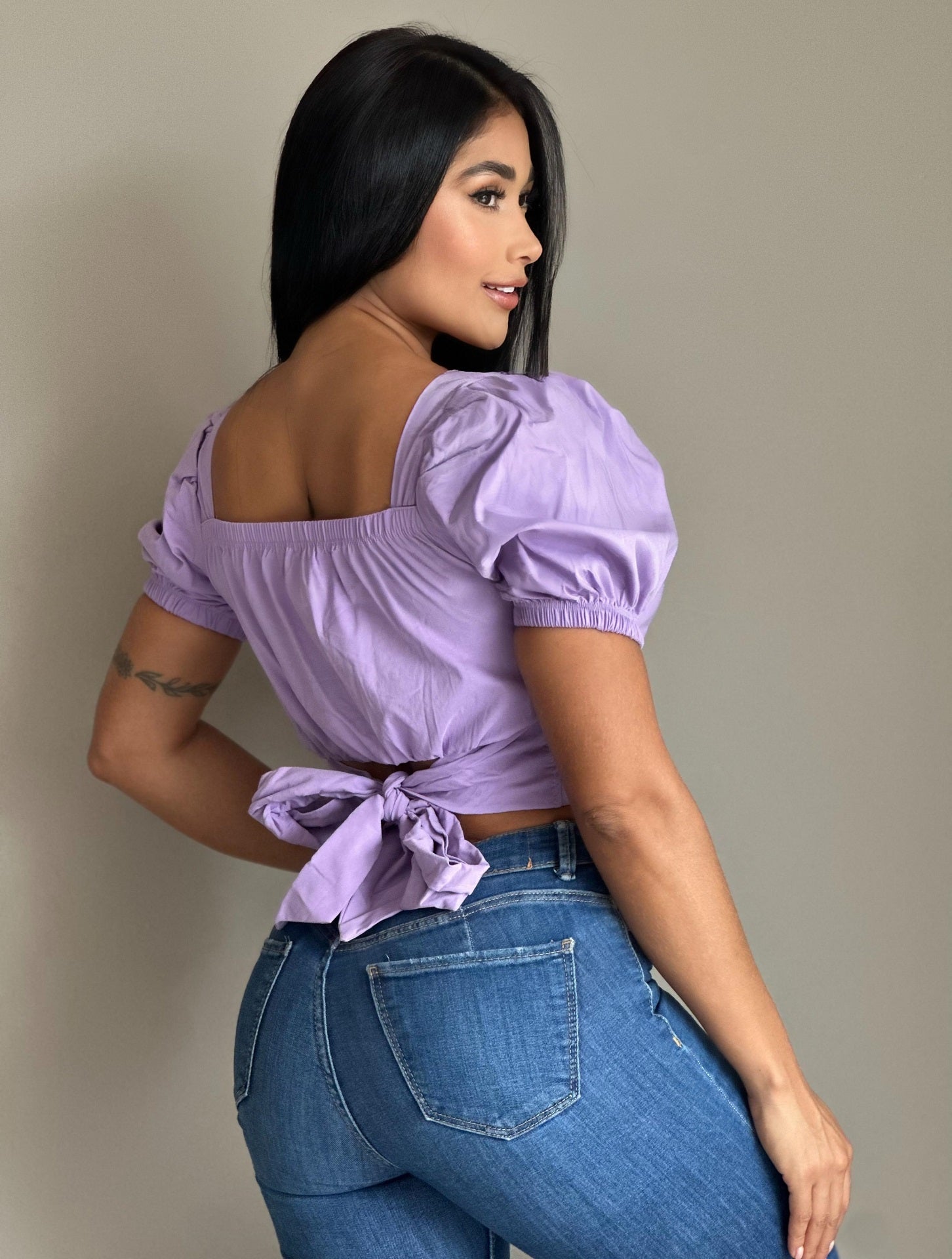 BLUSA CON MOÑO ATRÁS 930