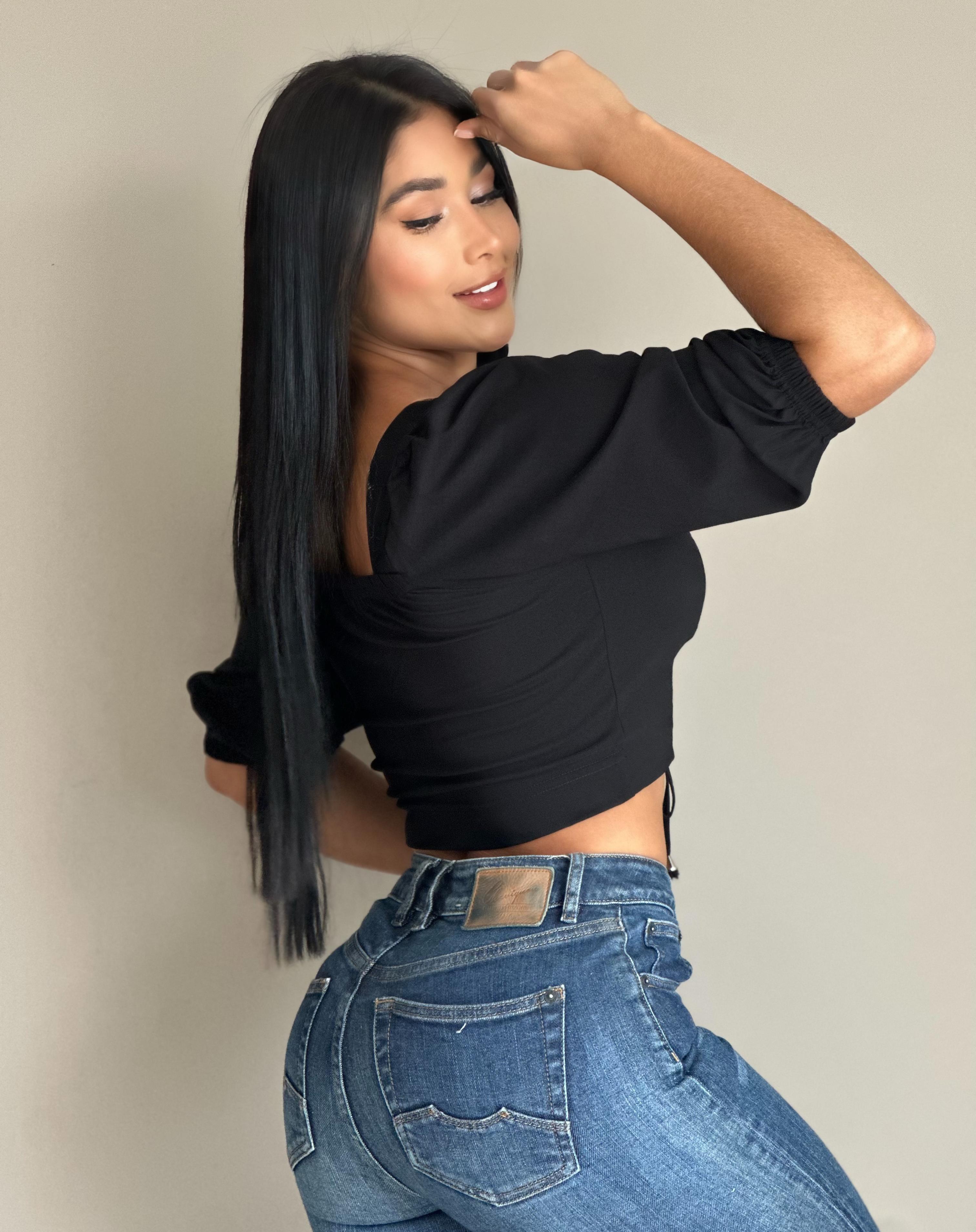 BLUSA CON MOÑO ATRÁS 930