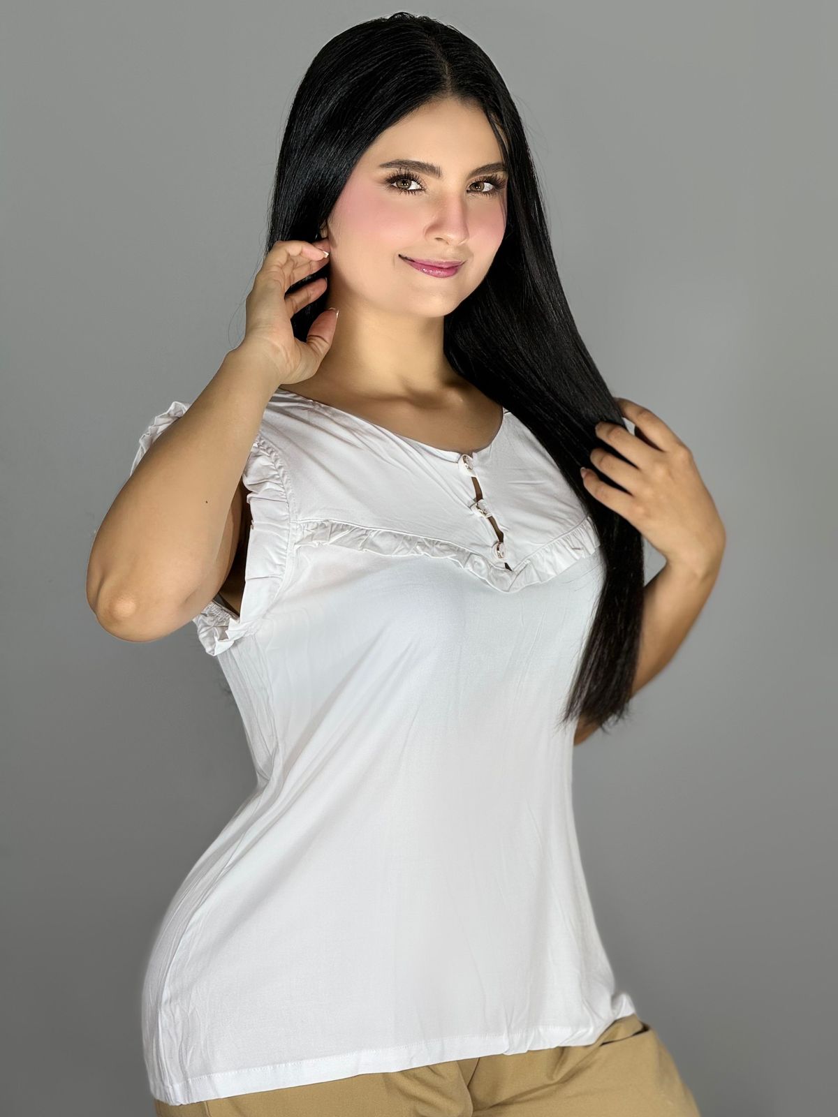 BLUSA CON VOLANTES FRONTALES 959