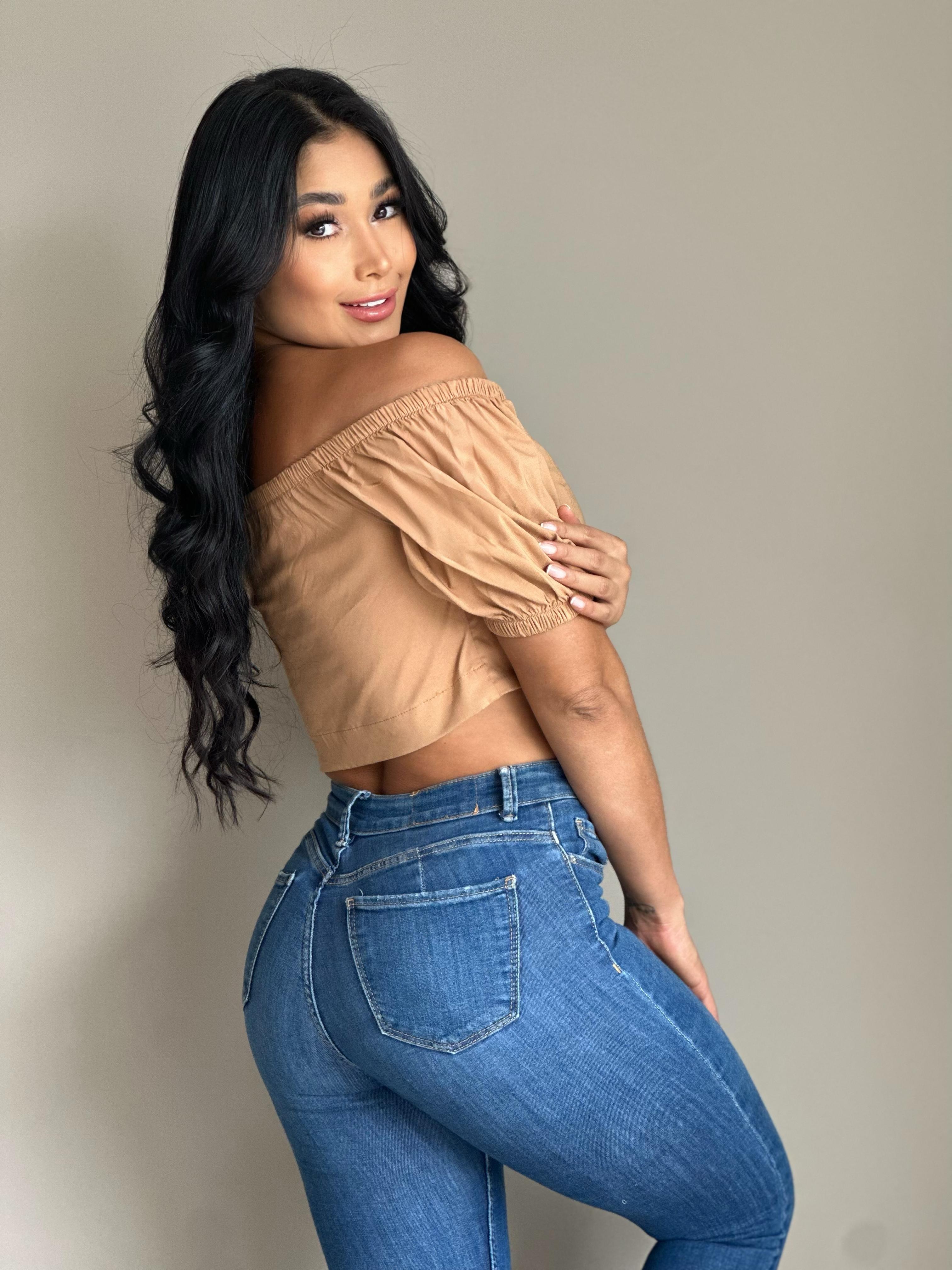 BLUSA HOMBROS DESCUBIERTOS 901