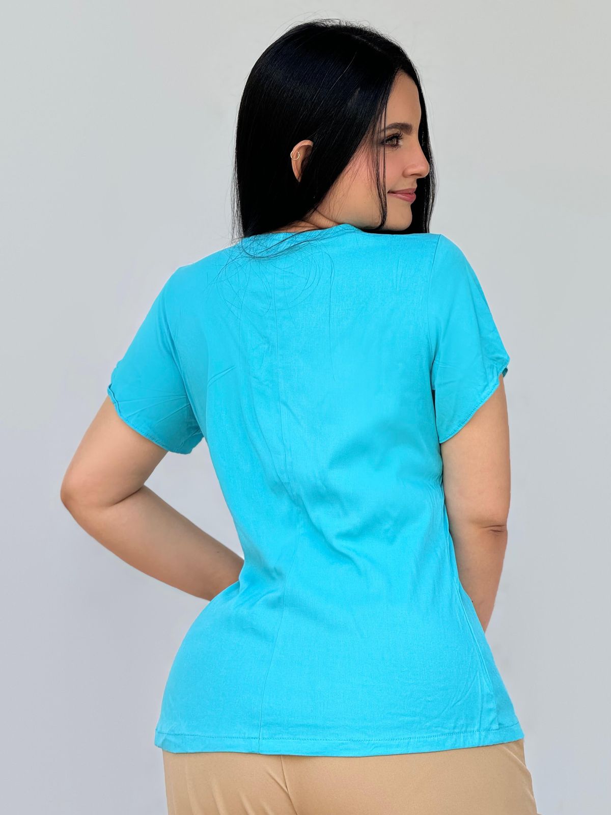 BLUSA CUELLO EN V 945