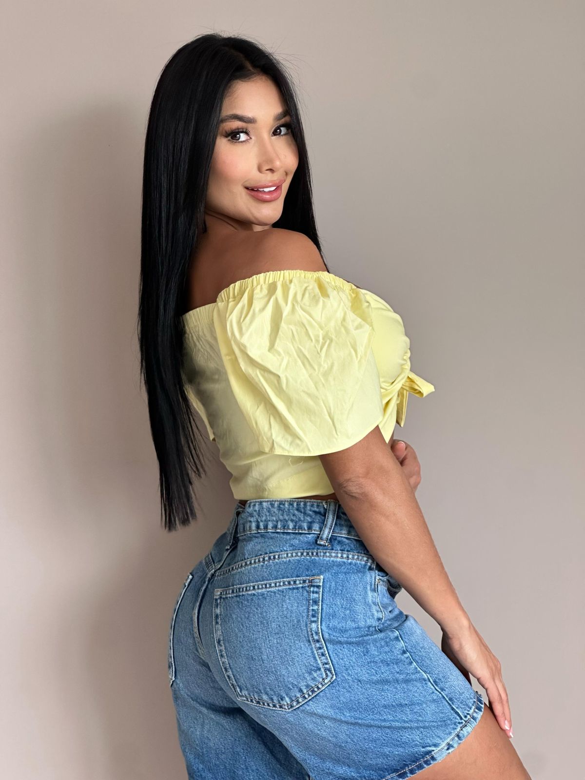 BLUSA MOÑO FRONTAL 926