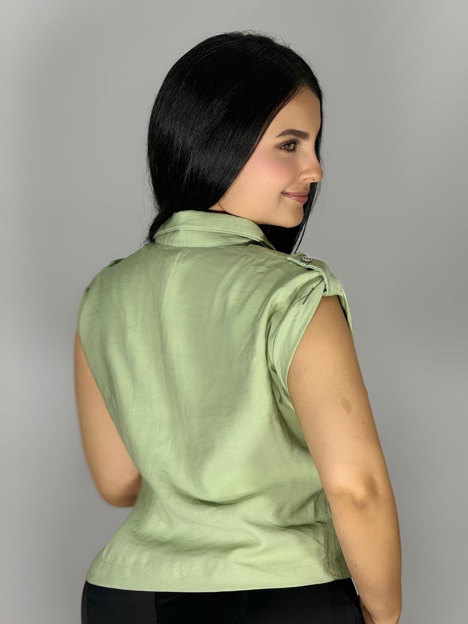 BLUSA CAMISERA CON DOBLADILLO EN HOMBRO 911