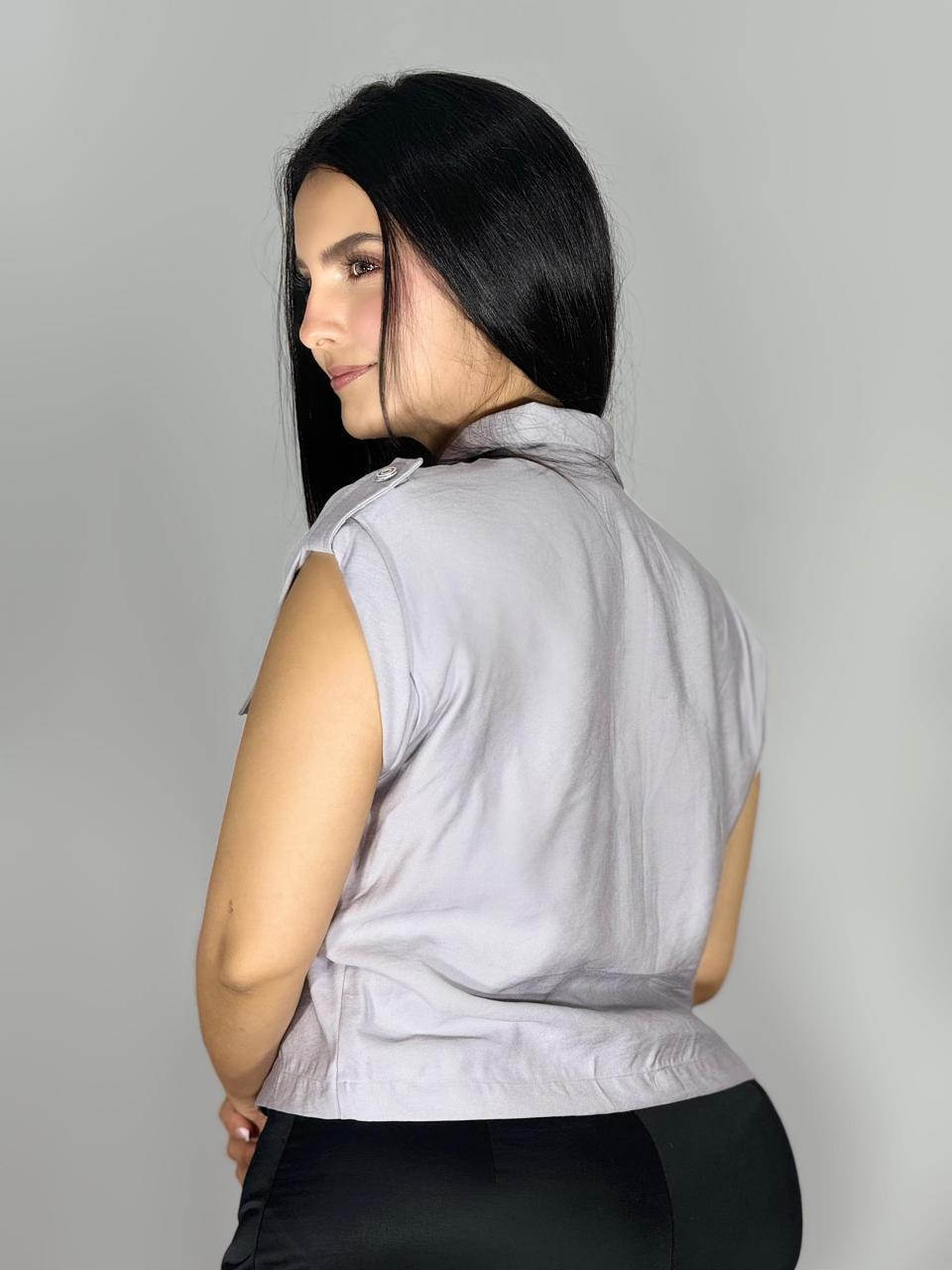 BLUSA CAMISERA CON DOBLADILLO EN HOMBRO 911