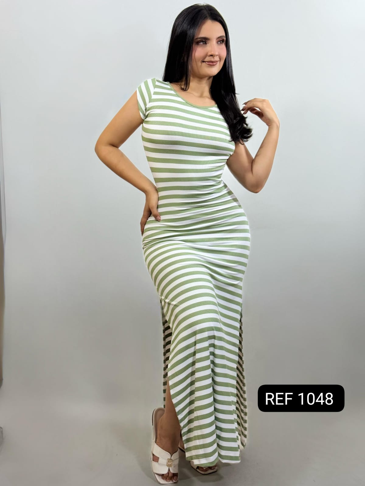 VESTIDO DE RAYA Y UNICOLOR CON ABERTURA REF 1048