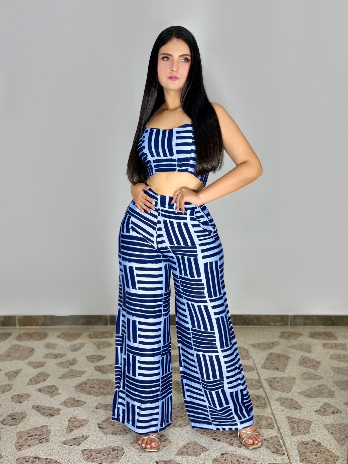 PANTALON A RAYAS 970