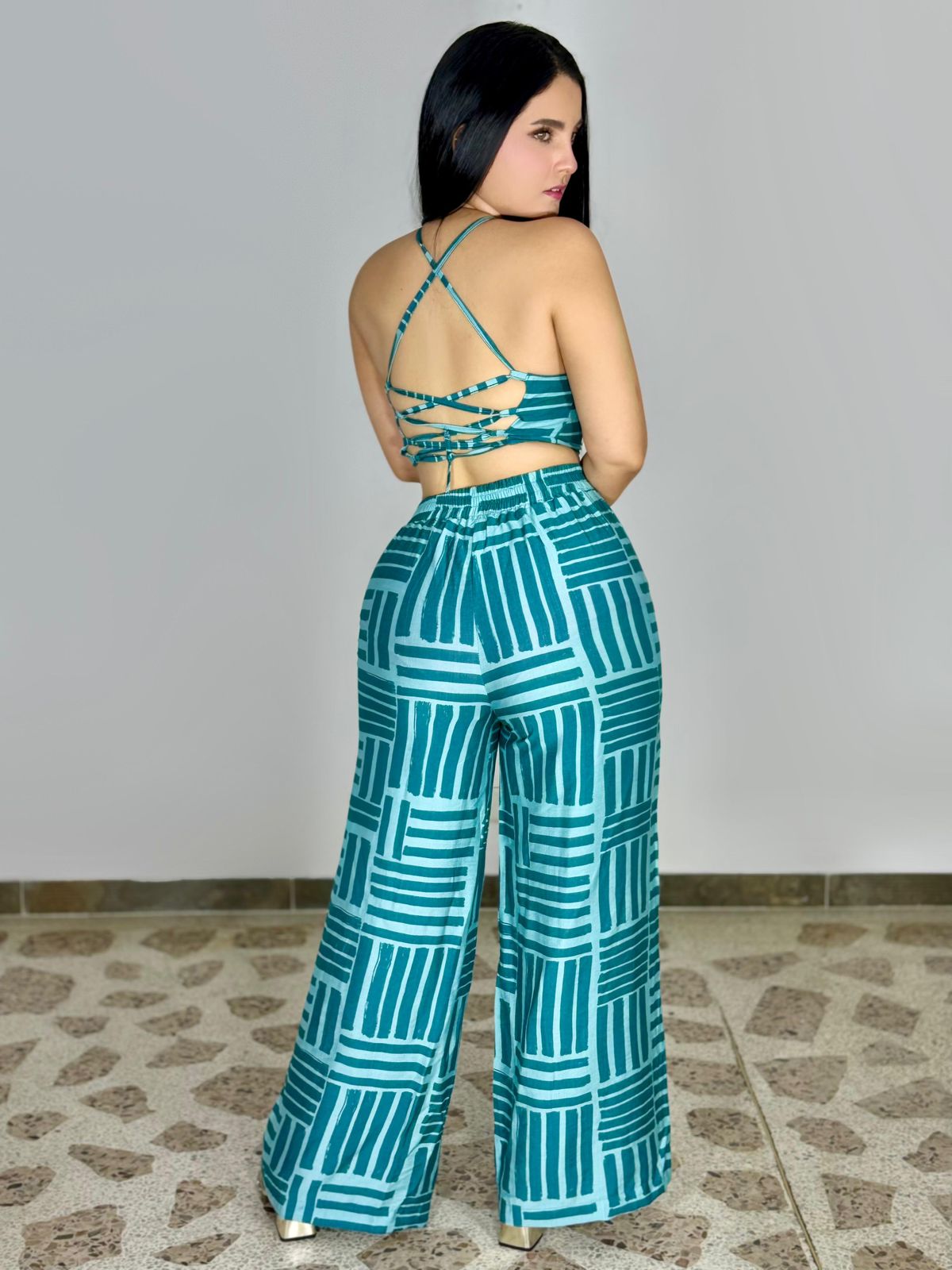 PANTALON A RAYAS 970