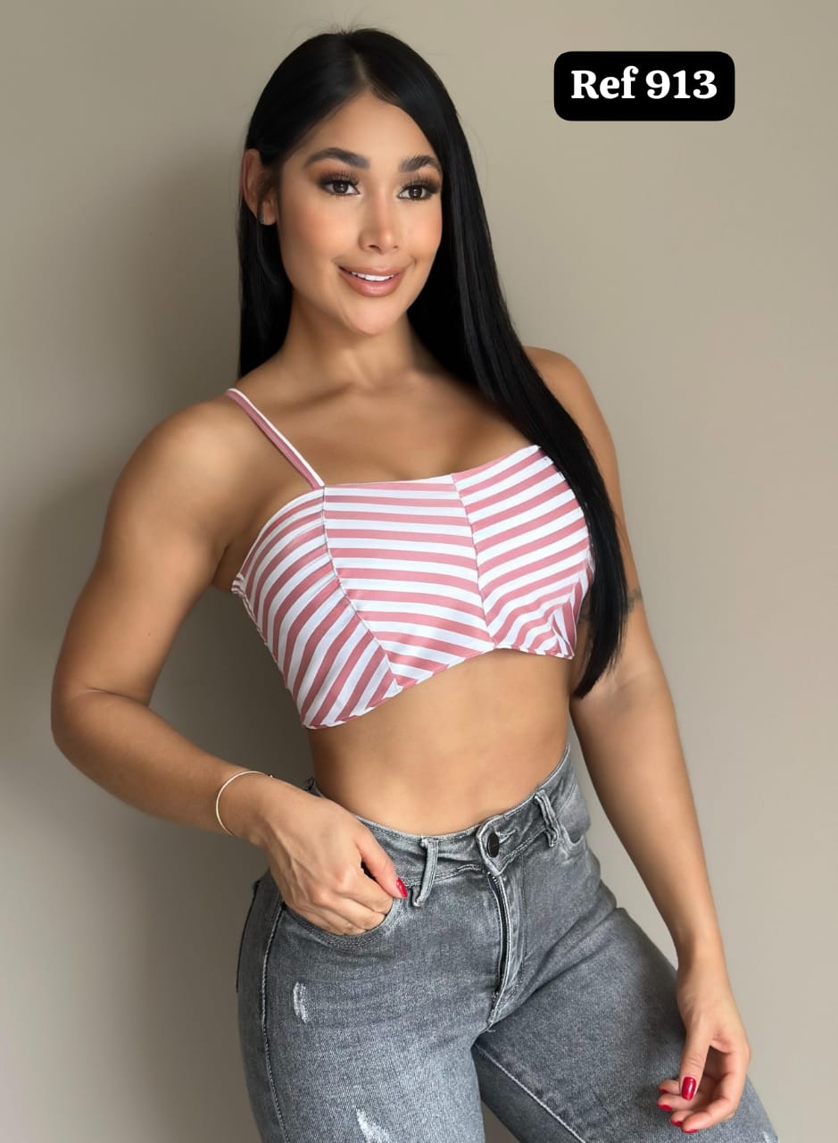 BLUSA ESCOTE CUADRADO 913