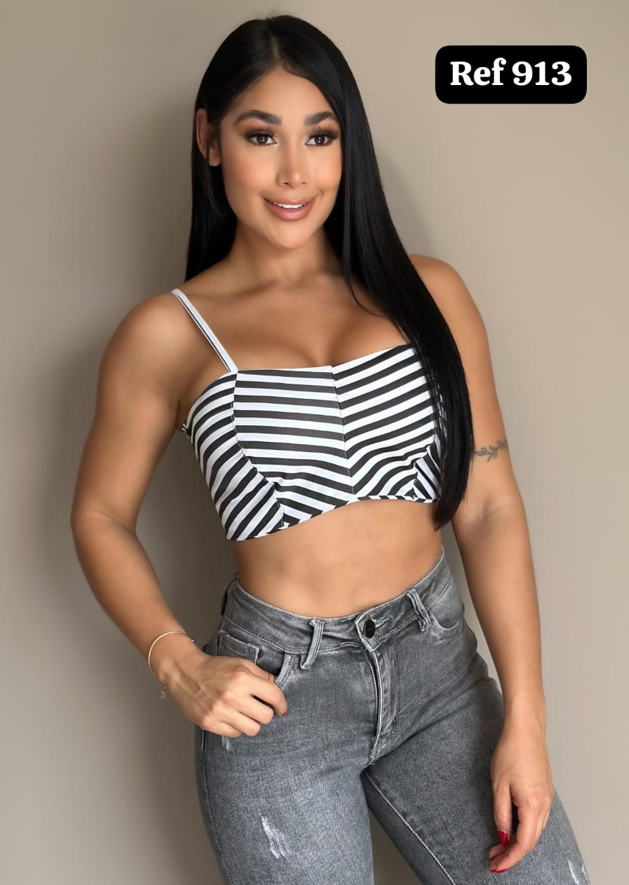 BLUSA ESCOTE CUADRADO 913