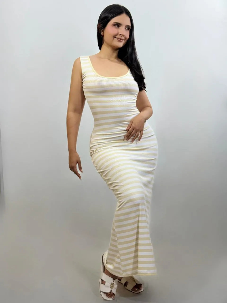 VESTIDO MAXI AJUSTADO EN RIB CON ABERTURA REF 1046